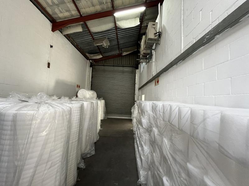 To Let commercial Property for Rent in Killarney Gardens Western Cape